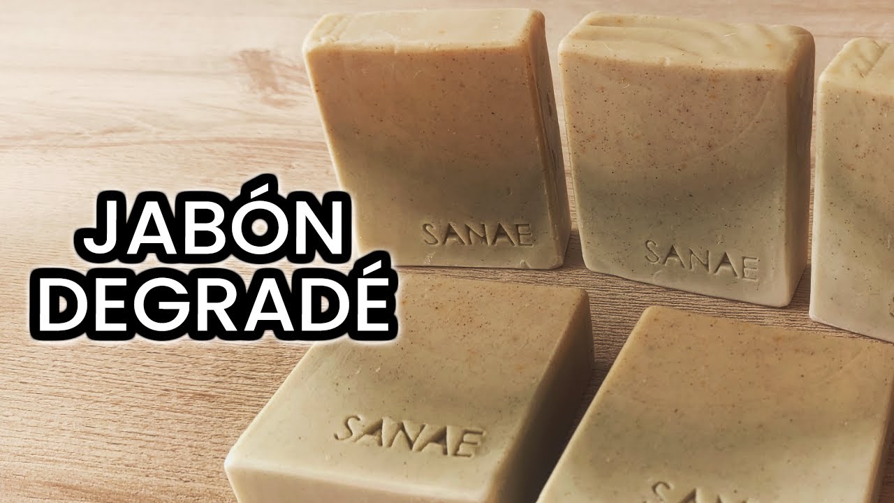 Jabón Saponificado Técnica Degradé: Moringa y Cúrcuma