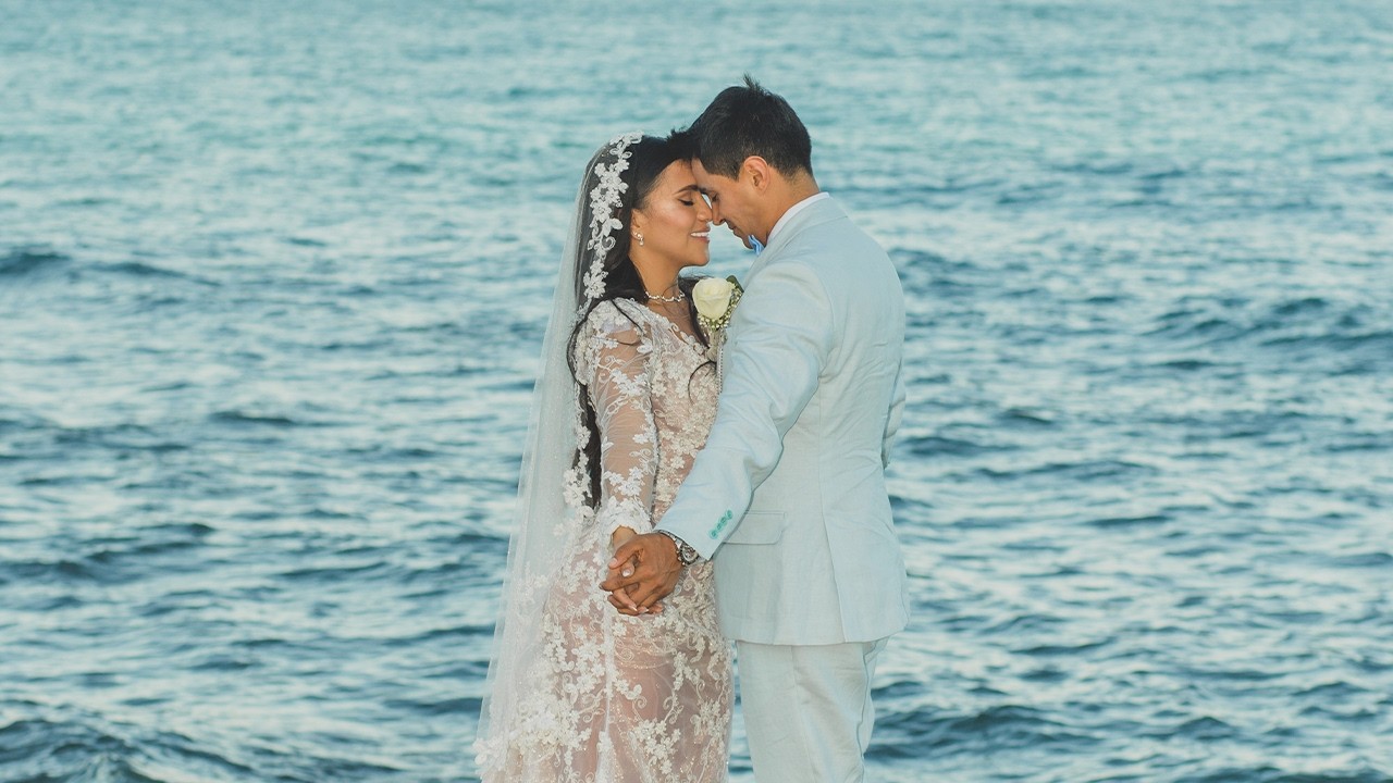 1 minuto BODA ANGÉLICA Y GABRIEL en Hotel MELIÁ, ALICANTE