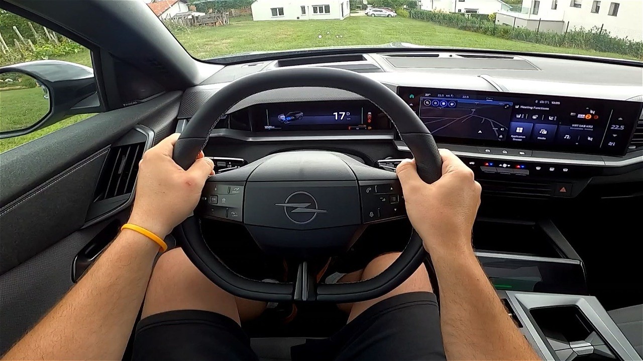 2025 Opel Grandland [1.2 Hybrid, 145 HP] POV Test drive | Full-in depth review | Cabin sound check