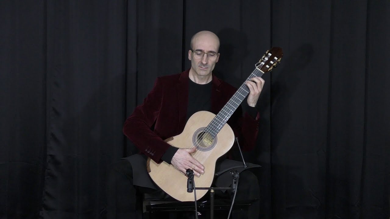 FERNANDO SOR - Menuet (Sonata op. 22) / Ignacio Gea, guitar