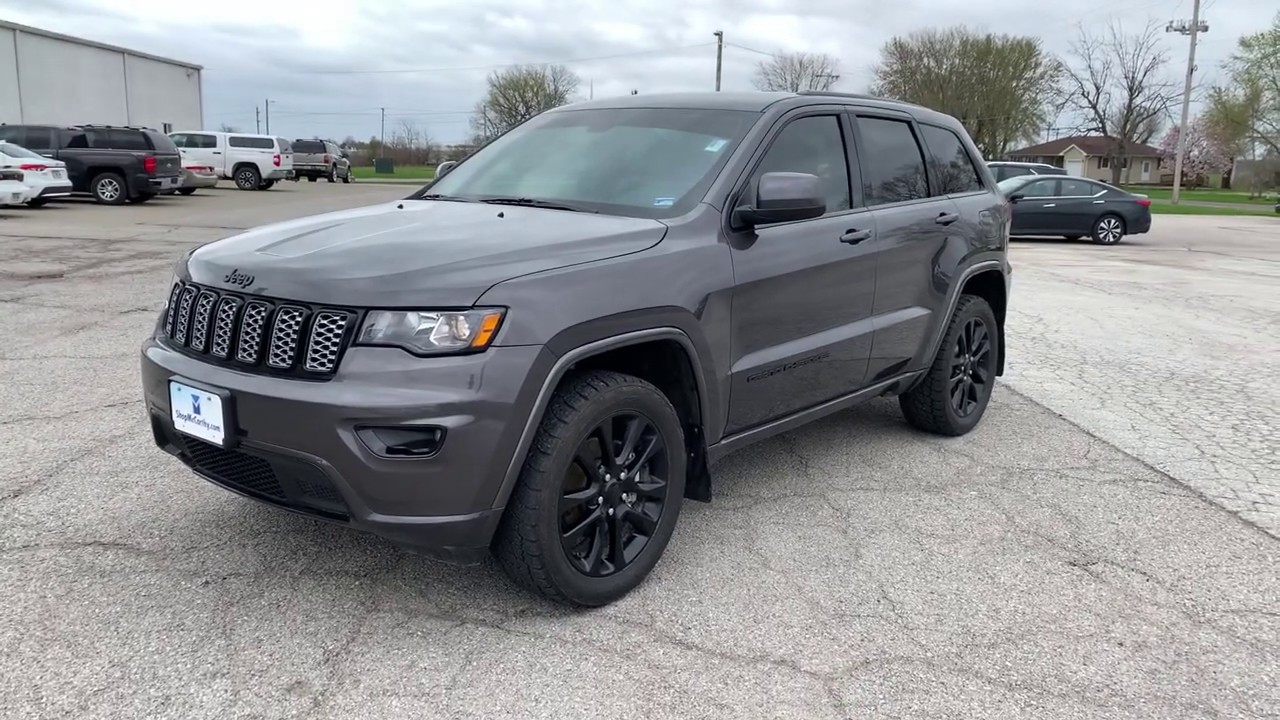 Jeep Grand Cherokee Altitude 4x4 2018 года