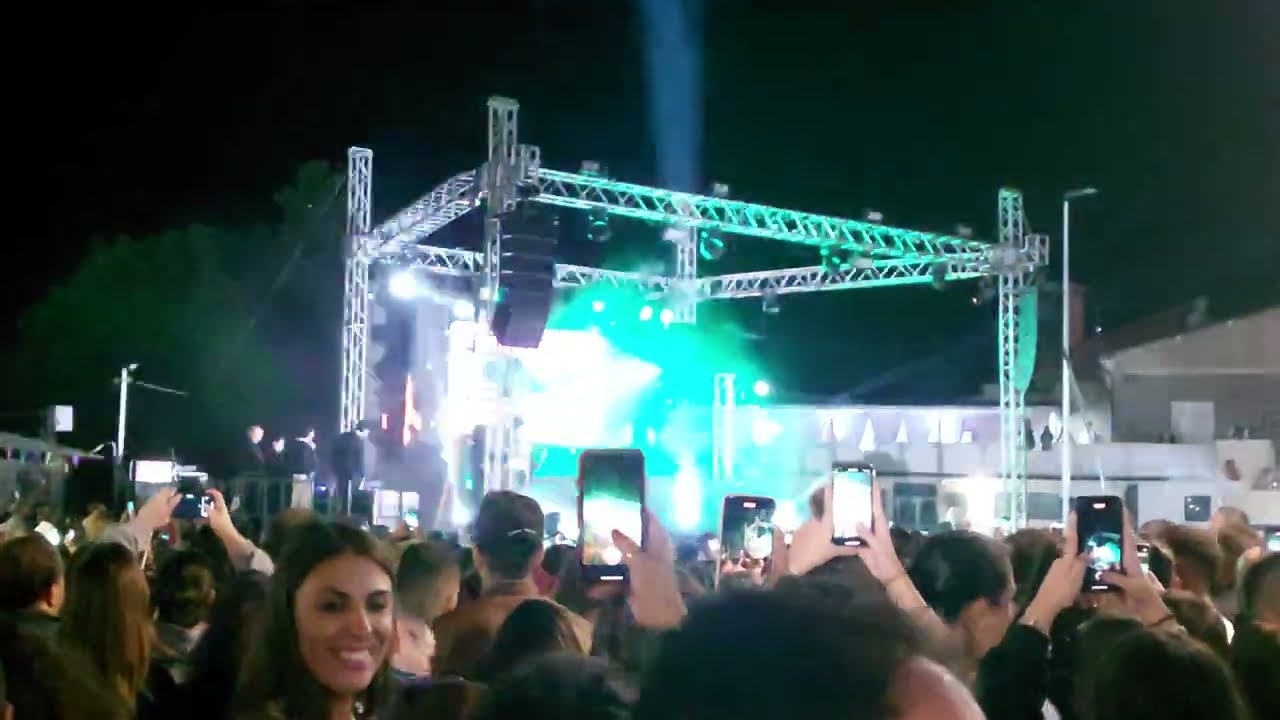 che ne sanno i 2000 @GabryPonte live concerto
