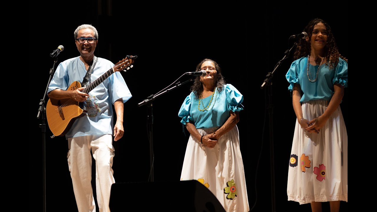 Carlos Farias e Coral das Lavadeiras no Teatro Unimed BH Minas