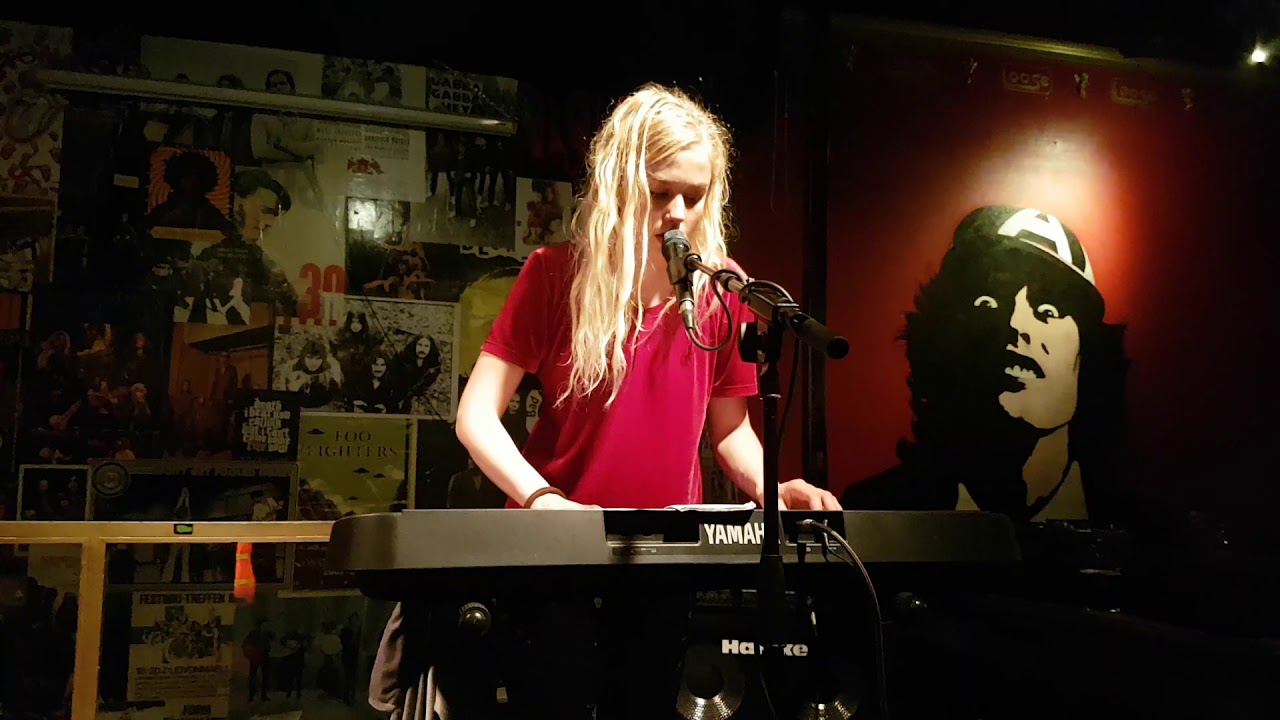 Maustetyt&ouml;t - Viidestoista p&auml;iv&auml; @ Bar Loose 21.6.2018