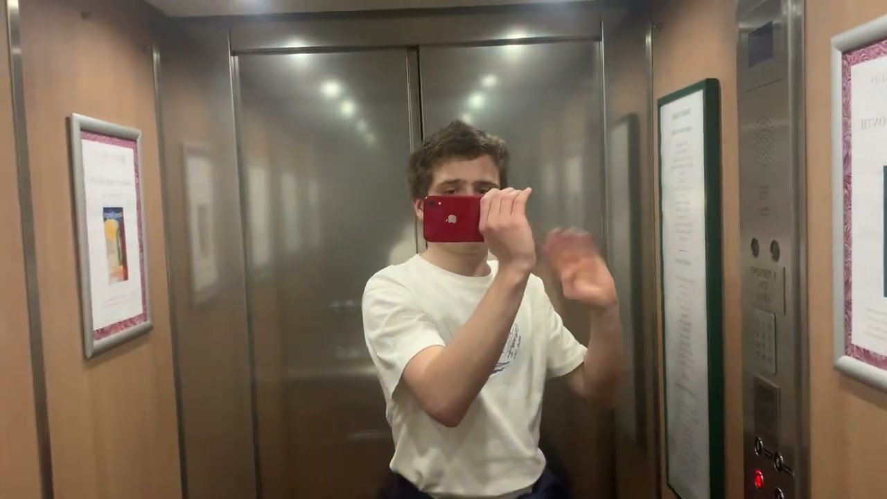 Old Lift (Replaced By Jackson) At Hodges & Figgis Grafton Street Dublin 