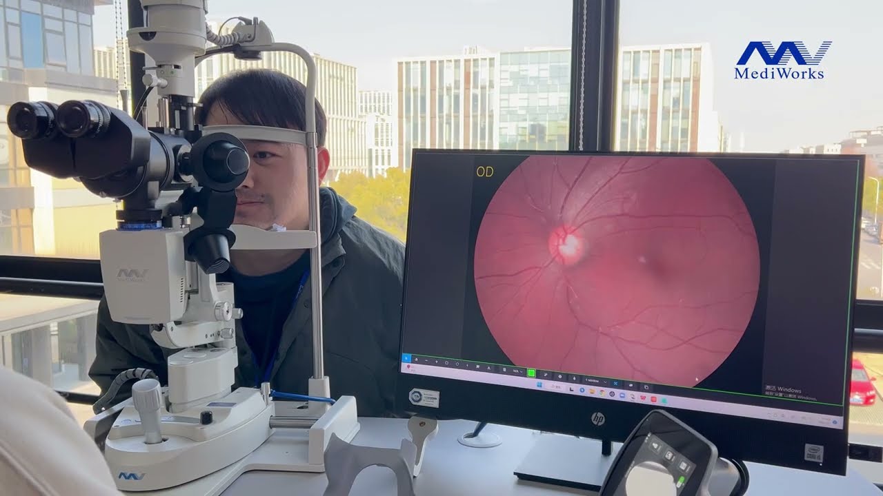 Operation video of slit lamp attachment（MediWorks hand-held fundus camera FC161）