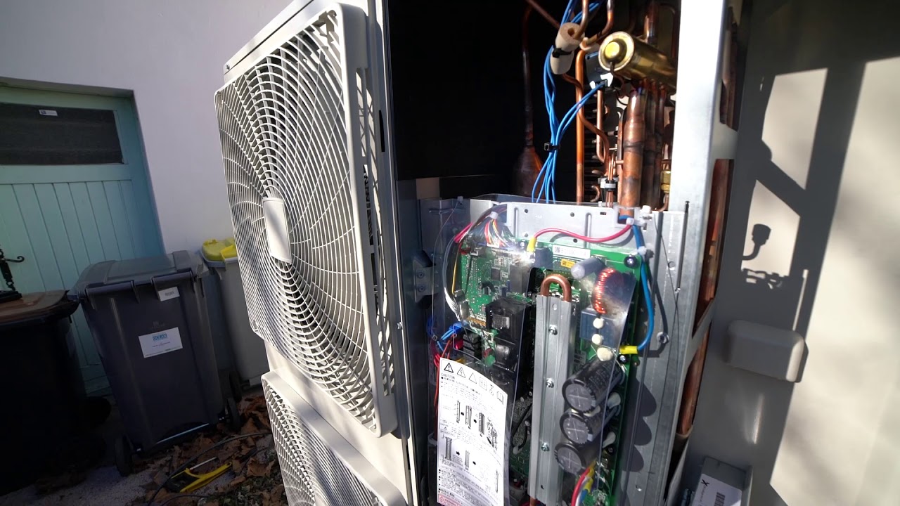 Installation d'une pompe à chaleur Air/Eau DAIKIN par Eco Atlantique