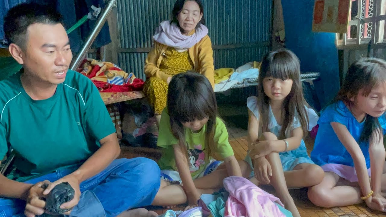 Xót Xa Gia Đình Chàng Khờ Bị Vợ Bỏ Nuôi 3 Đứa Con 