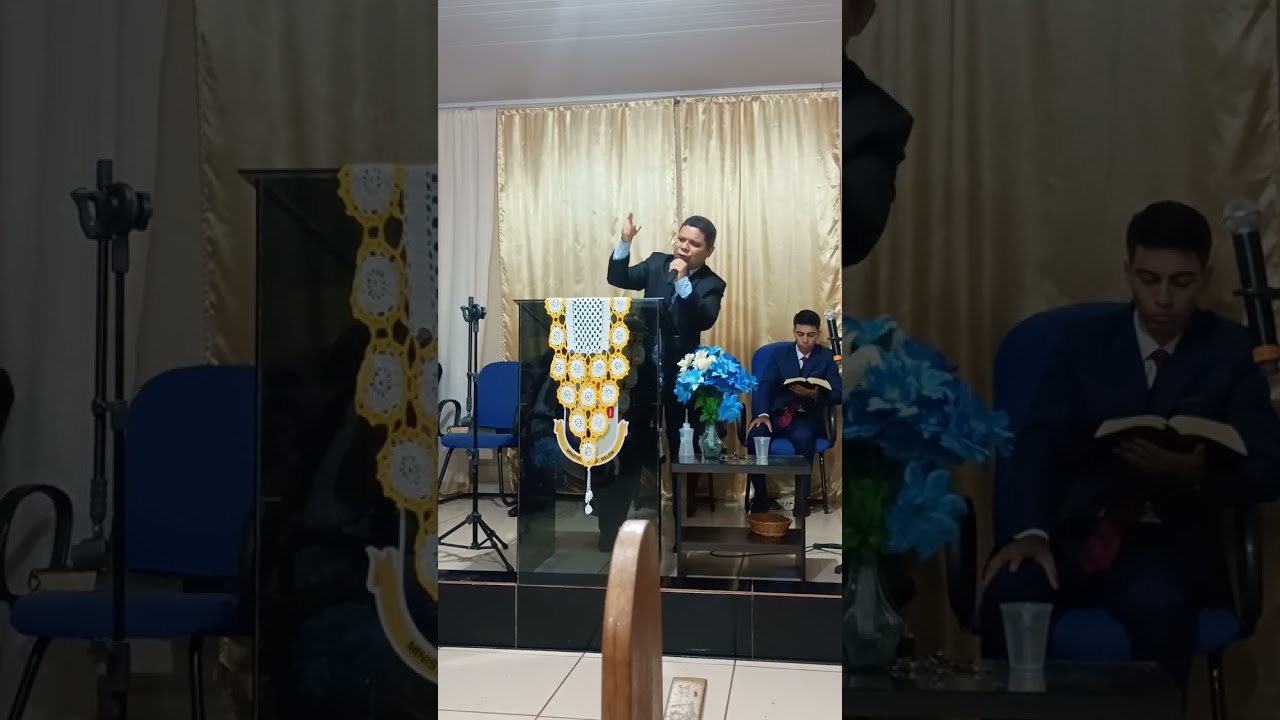 Pastor Mário Martins pregando na Congregação Belém. AD Belém Mirante do Paranapanema SP 