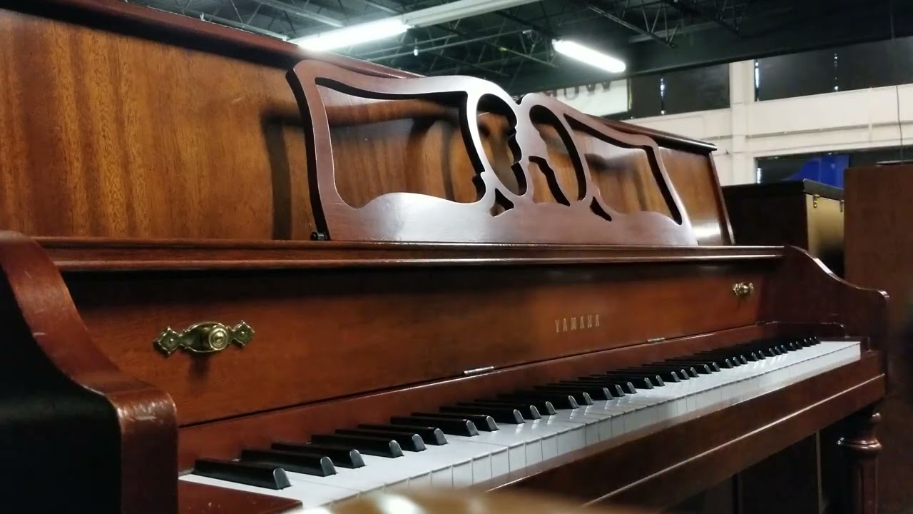 Yamaha M500 piano at Piano Trends