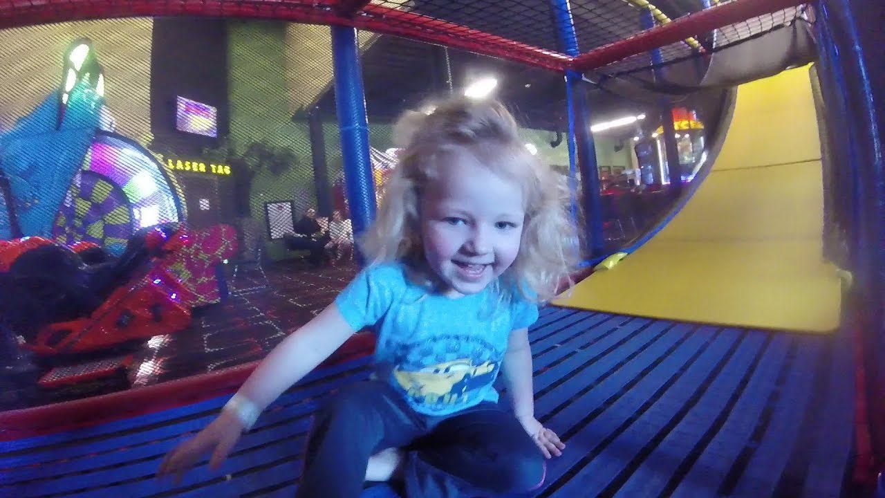 FUN AT ARCADE