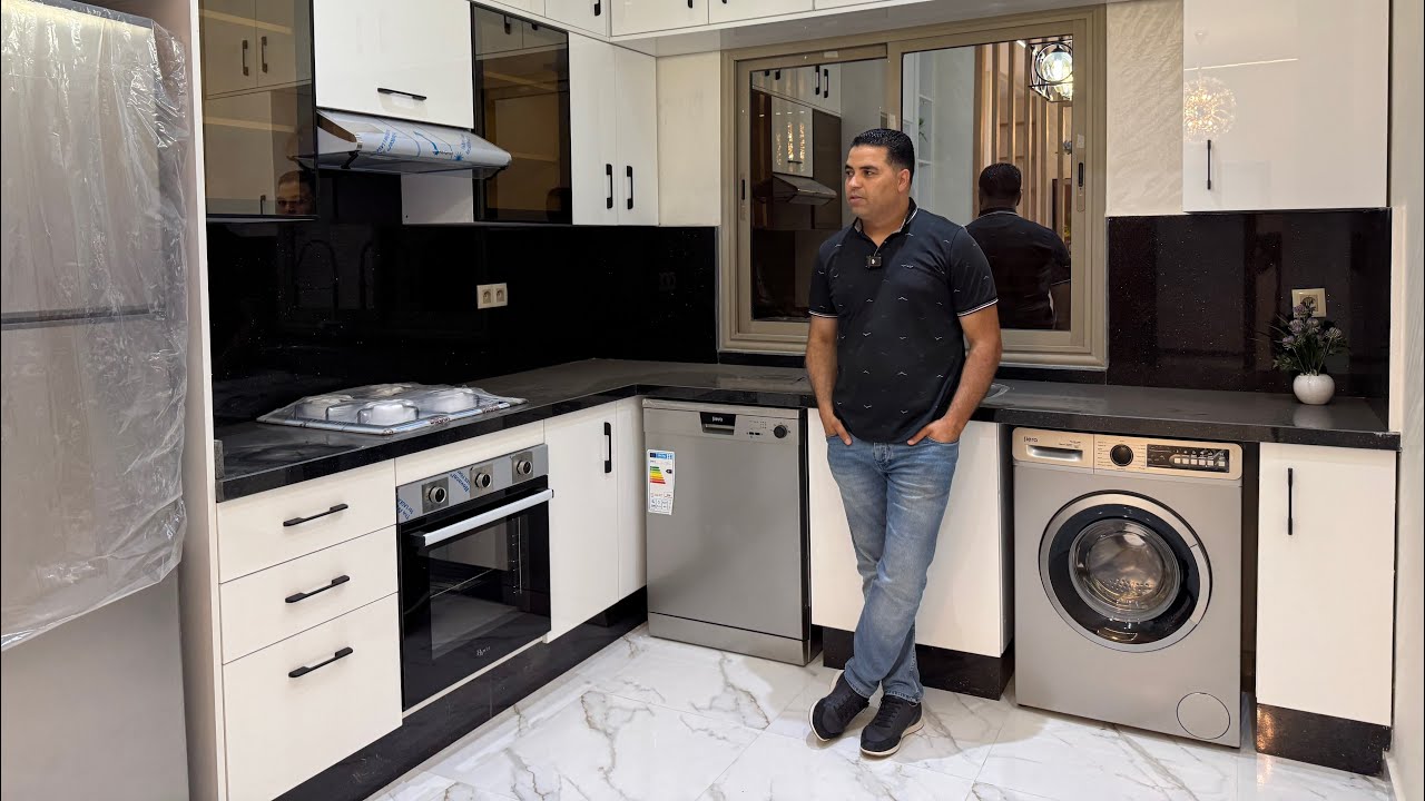 شقة مجهزة بالكامل للبيع جوج واجهات 0600317217