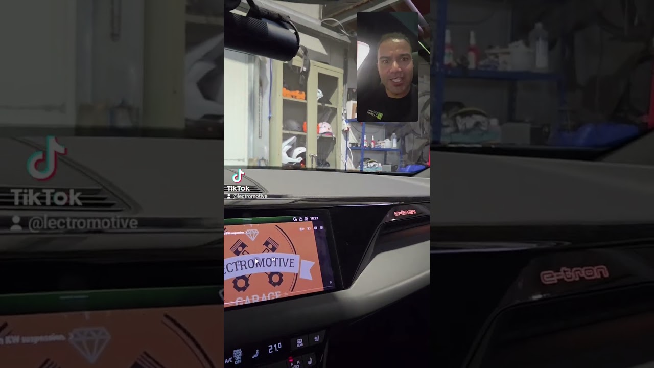 Blackvue cloud dashcamera's in the Audi RS GT