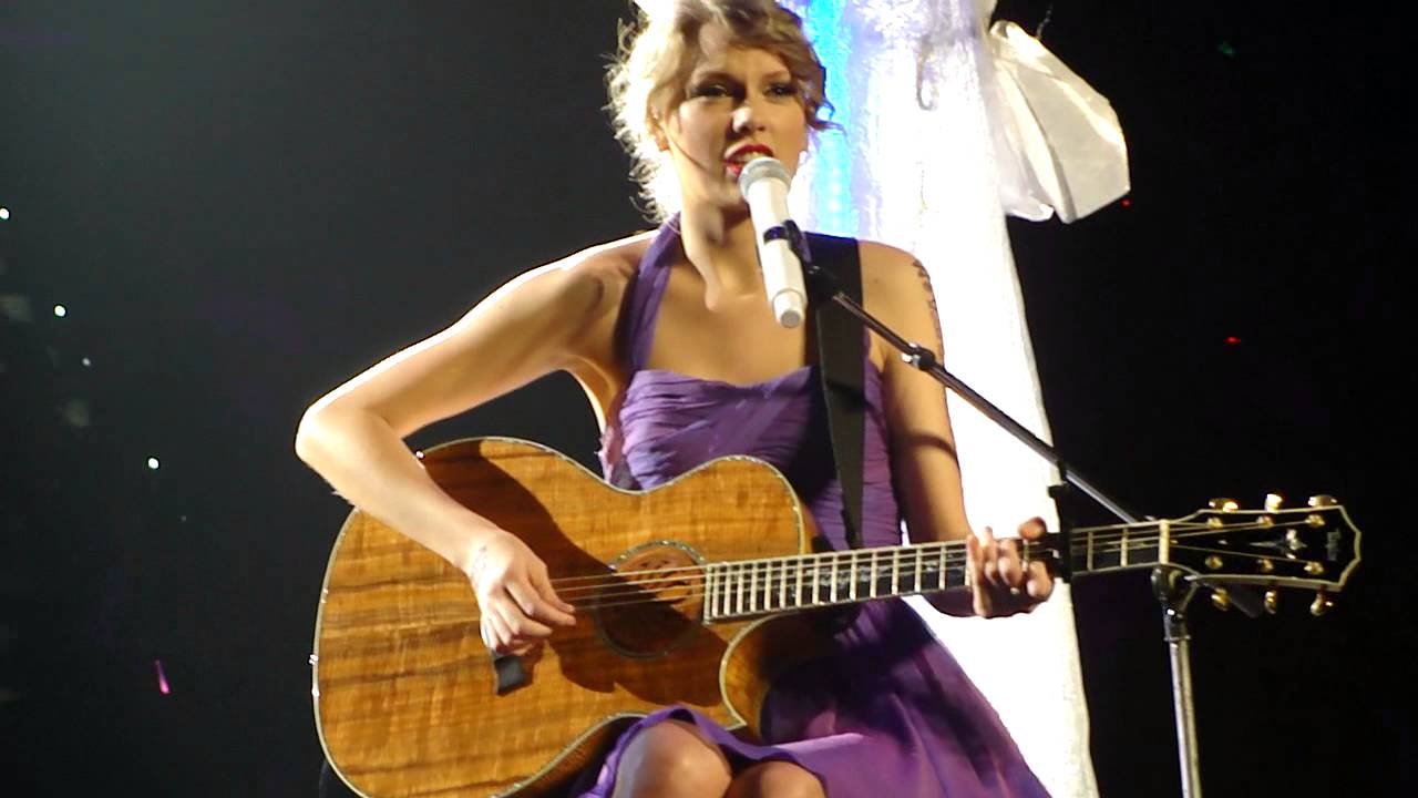 Taylor Swift - Never Grow Up (HD)