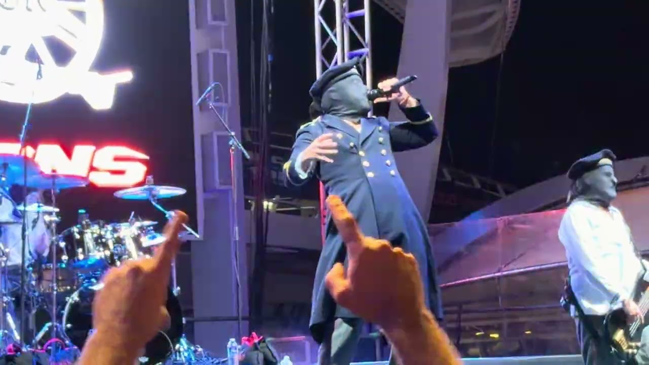 Kanonenfieber (Live) Pool Deck on 70000 Tons of Metal 2026