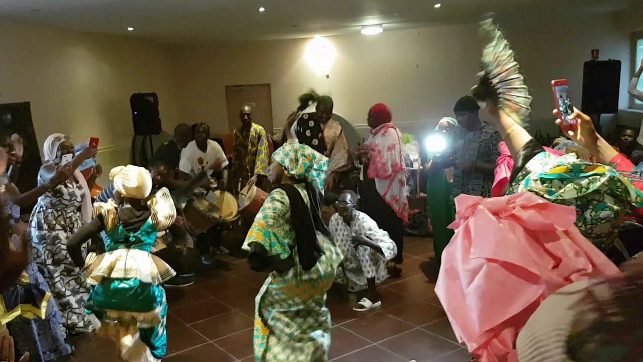 Mariage  des  seydou  Mane  a Ambidedi   DR