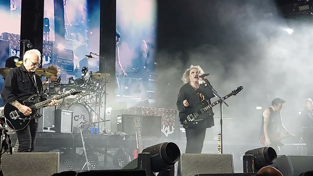 The Cure - Disintegration 4K - Mediolanum Forum, Assago, Milano, Italy, 4 nov 2022