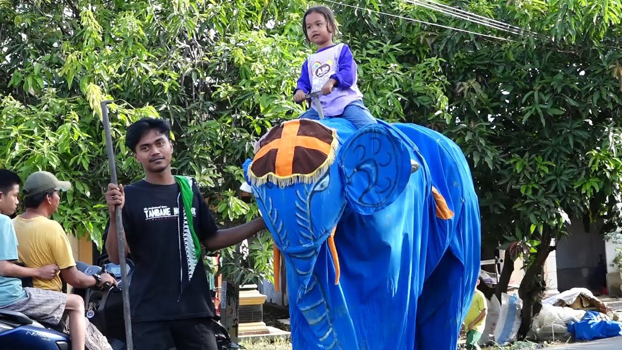 DERMAYU HONGKONG | BUROK " CINTA NADA BUDAYA " | SPESIAL ARAK ARAKAN KELILING KAMPUNG
