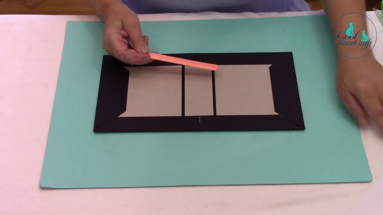 Album Making (CoolKatzCraft Ltd) - Step 5a, Burnishing the Cover