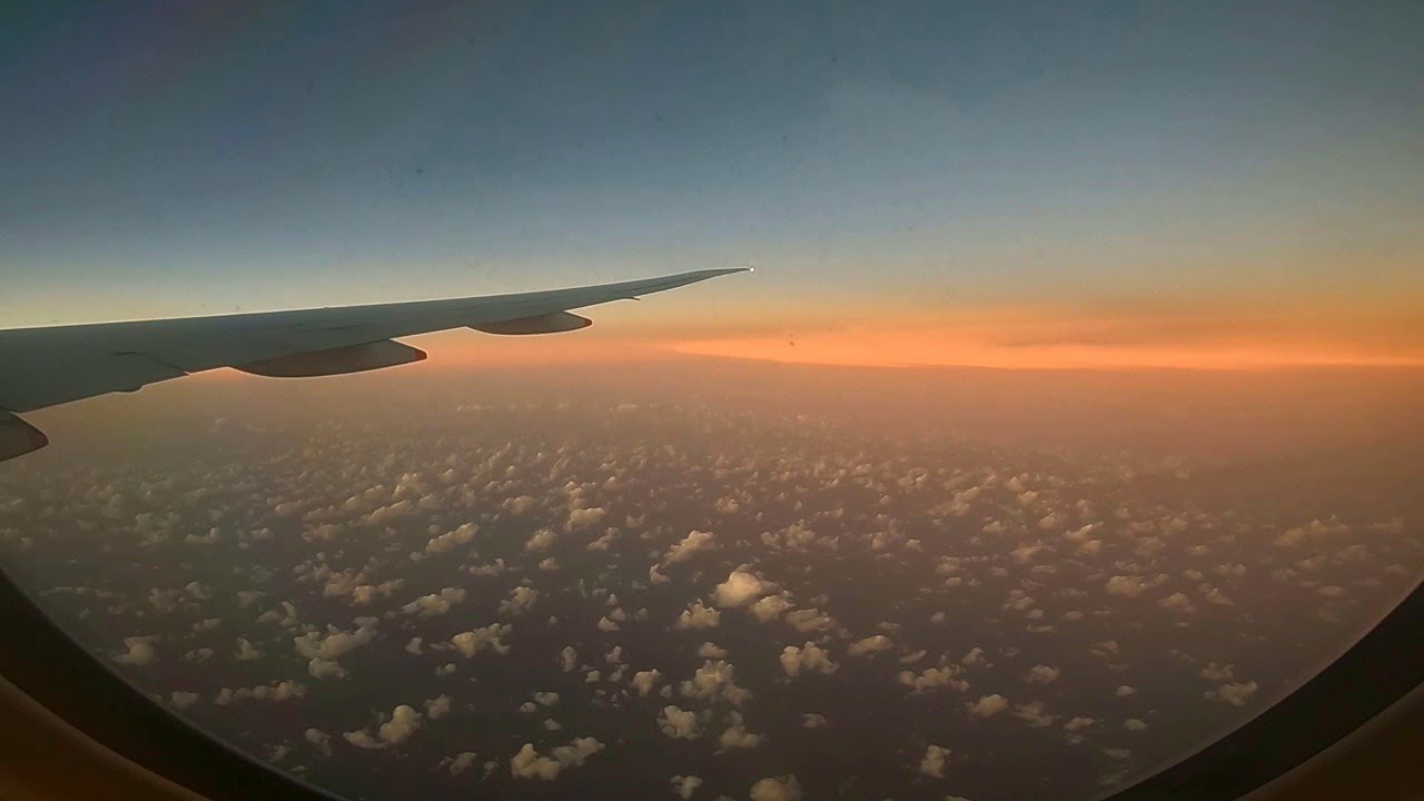 Singapore Airlines 777-300ER Singapore (SIN) To Dubai (DXB) 
