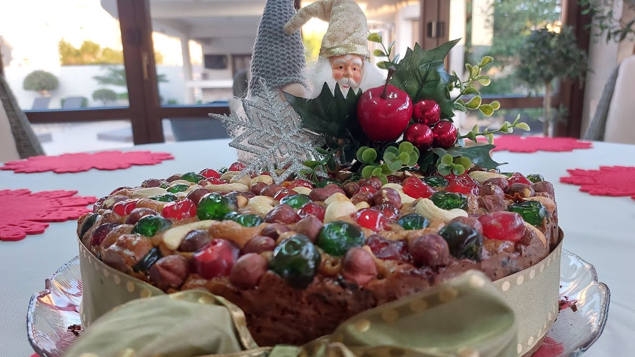 Christmas 🎄 Cake ( φανταστική συνταγή και χωρίς επιπλέον στόλισμα)