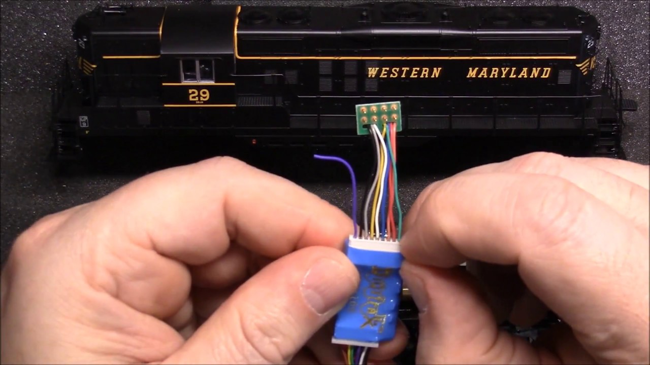 Proto GP9 full DCC Install