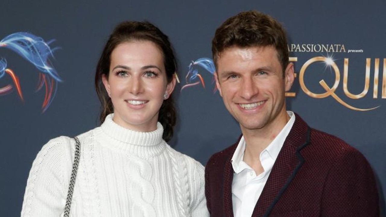 Liebes Chaos bei Thomas & Lisa Müller – Wie alles wirklich begann!
