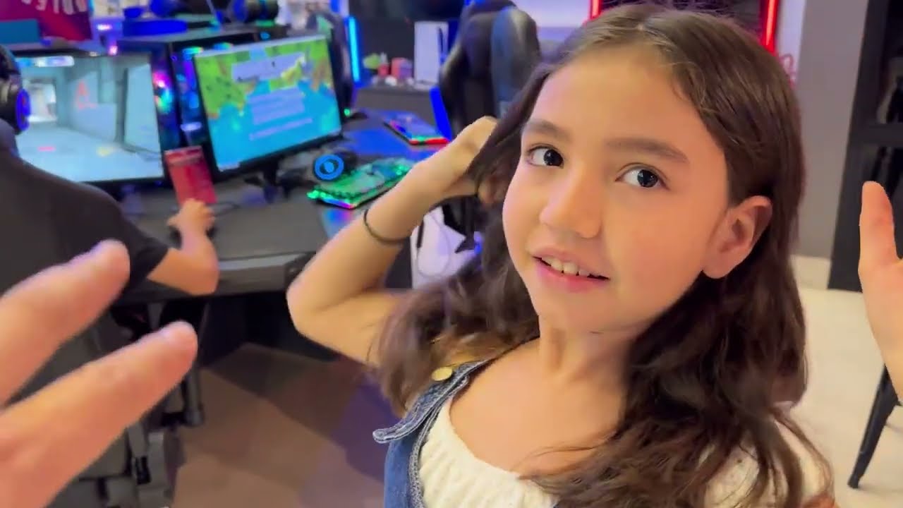 MEU NOVO PC GAMER [SETUP NOVO 2023 COM CADEIRA] - ENT&Atilde;O ROBERTA FAMILY siga @dailyfamiliaporcides