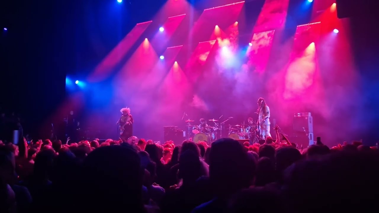 Melvins - Honey Bucket & Revolve - Tivoli Vredenburg Utrecht - 09 August 2025
