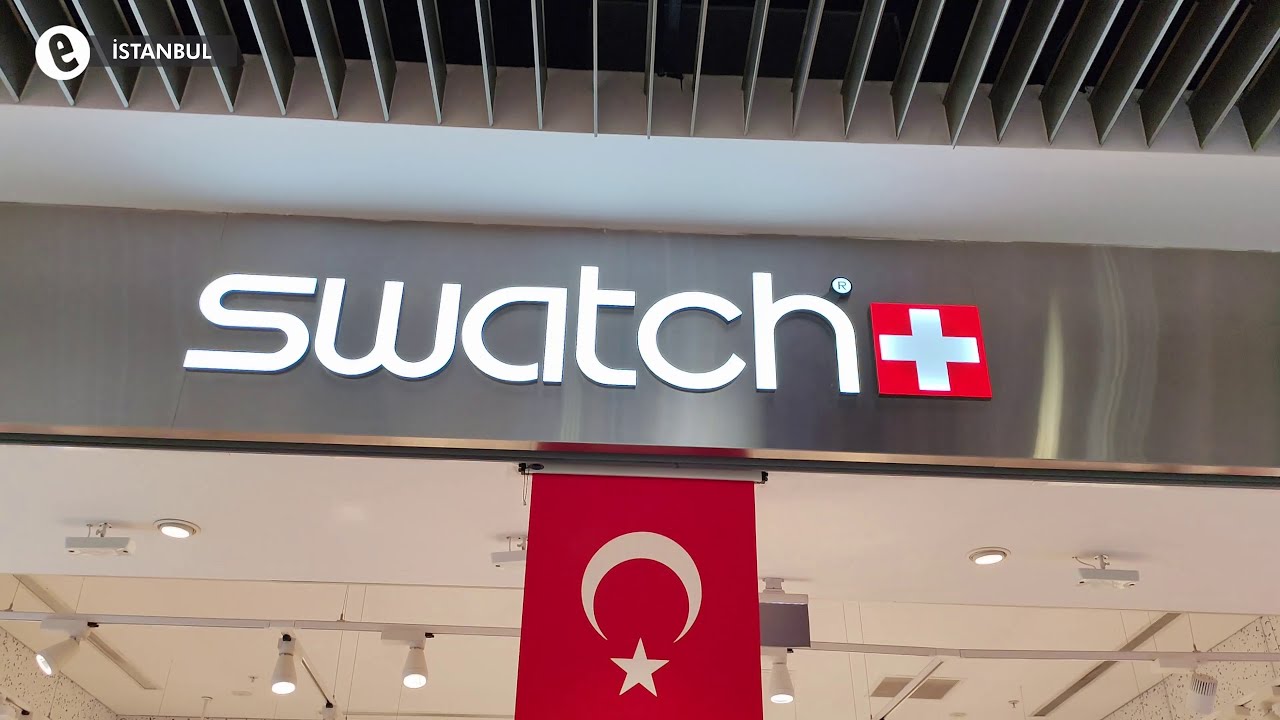 Swatch iş&ccedil;ileri greve &ccedil;ıktı: &Uuml;cret de izin de yetmiyor, 27 yaşında sağlık sorunları yaşıyorum