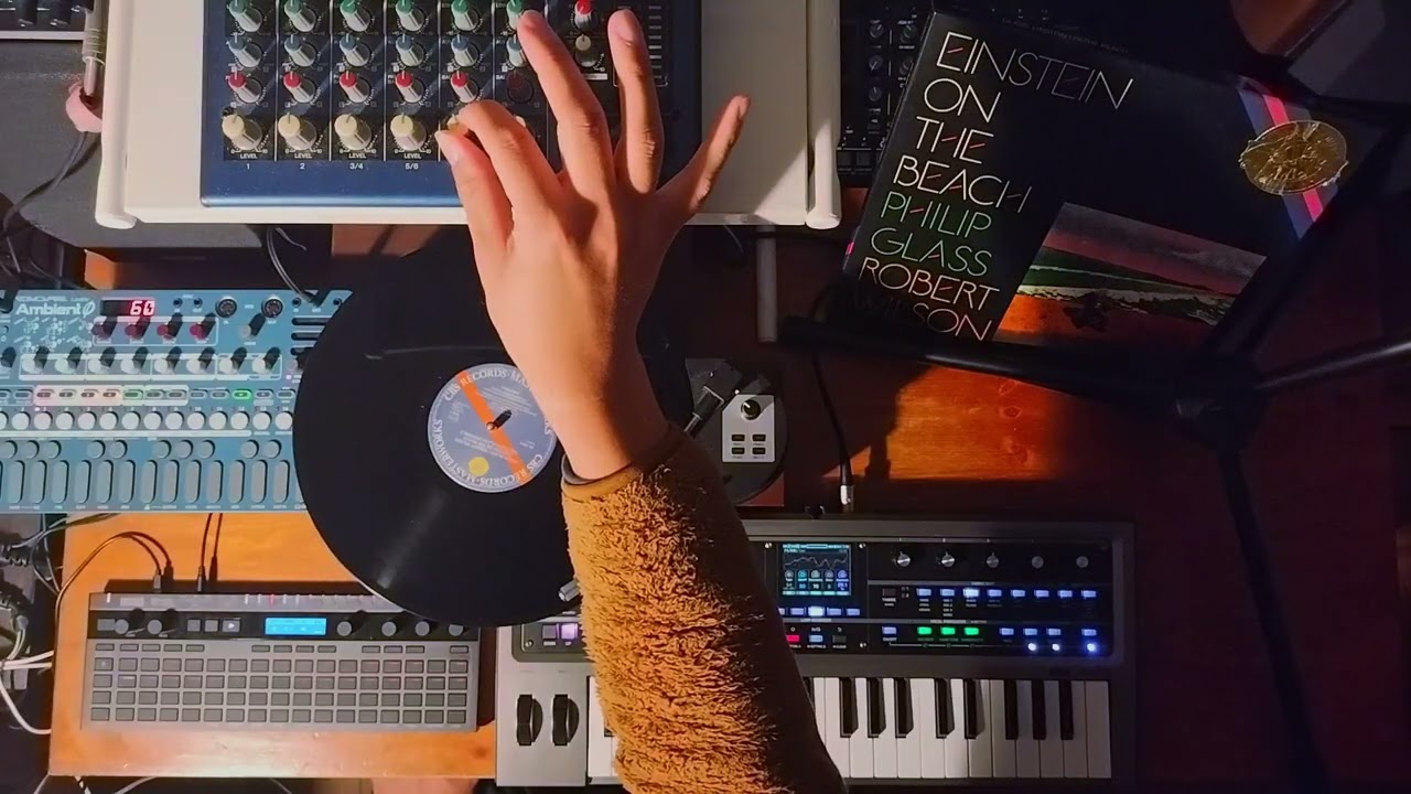 Ambient Jam with Microkorg2, sonicware Ambient0, SQ-64 and Einsteni on the Beach 
