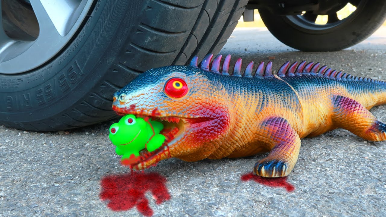 Crushing Crunchy & Soft Things by Car! - EXPERIMENT: LIZARD VS CAR