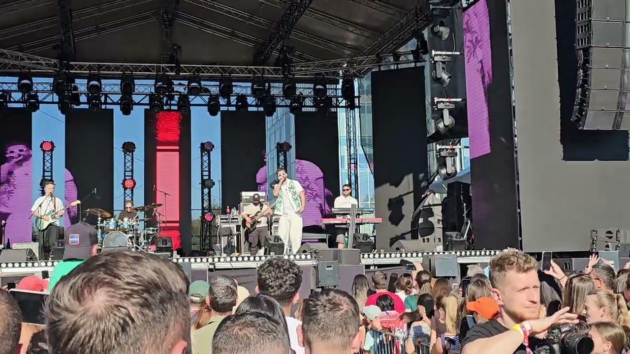 Smiley - Aia e, Live 2025