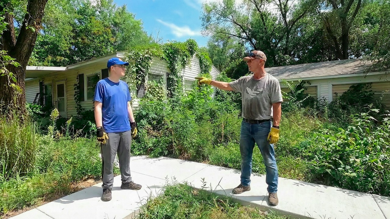 ELDERLY WIDOW SHOCKED After Father and Son Transform Her Overgrown Yard