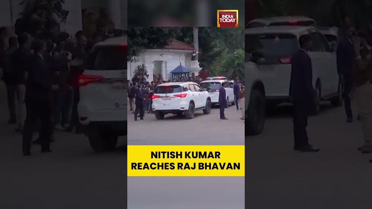 Nitish Kumar Reaches Raj Bhavan | Bihar Politics | Bihar New Govt Formation