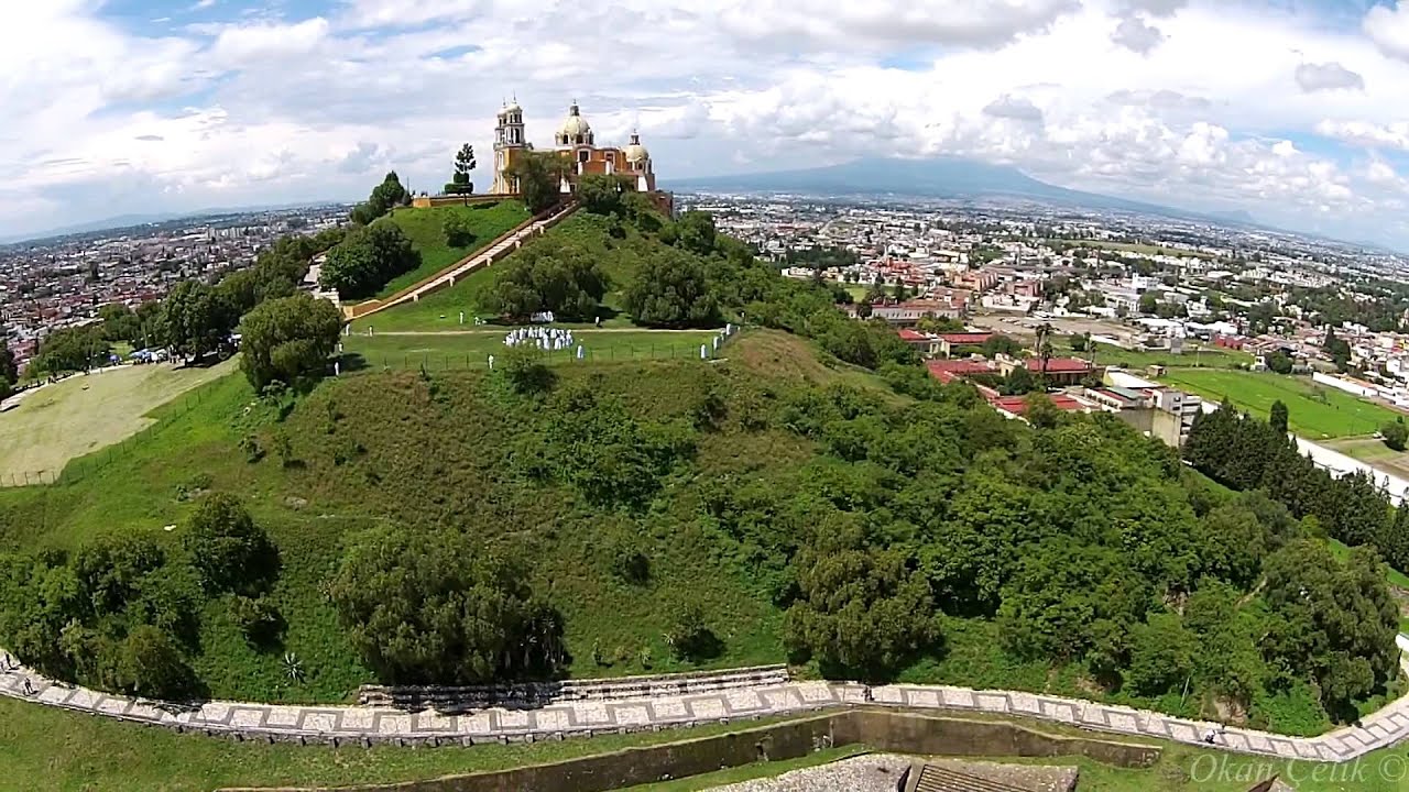 La Gran Piramide de Cholula / The Great Pyramid of Cholula / Cholula B&uuml;y&uuml;k Piramidi