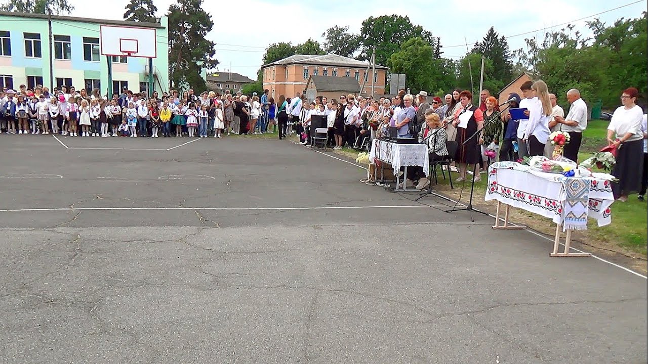 Останній дзвоник в Чорнухинському ліцеї імені Г.С.Сковороди 31 05 2024