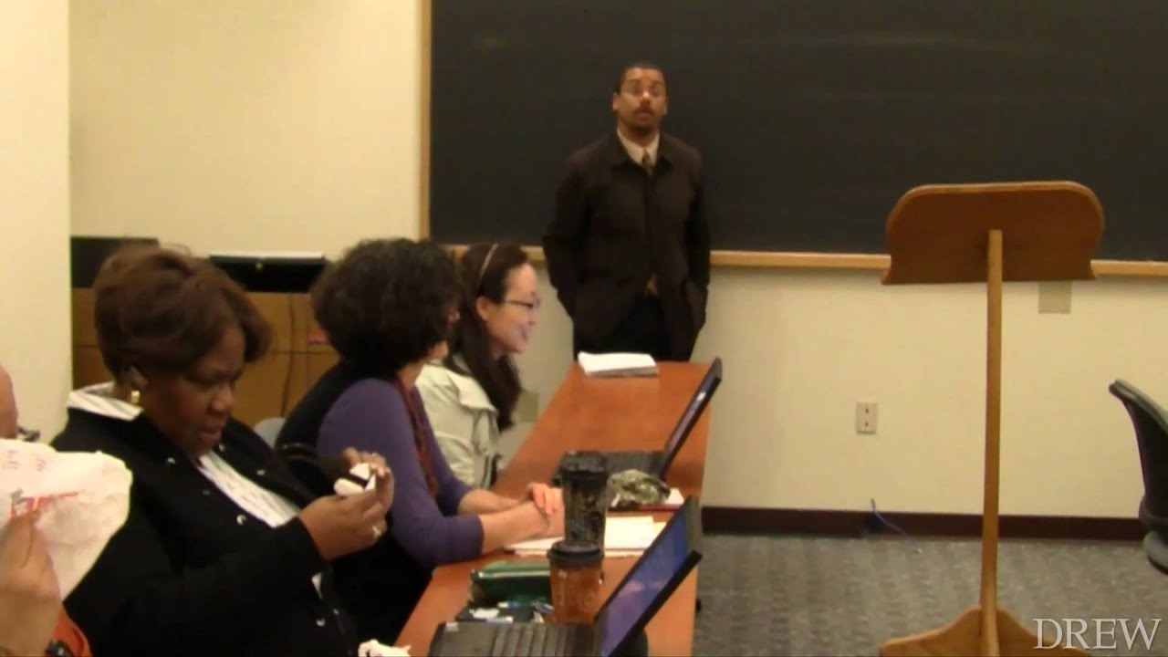 New Homiletics Professor Trains Seminarians in the Art of Preaching