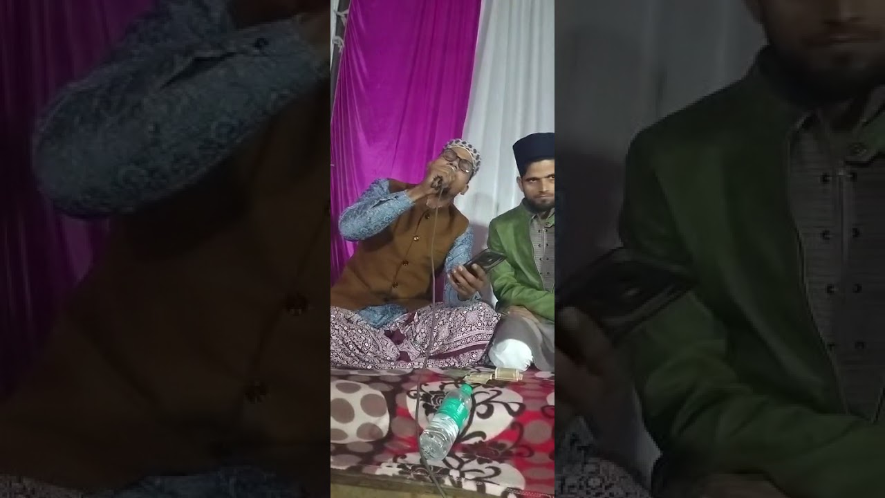 Mujh ko ye kehke satate hain zamane wale