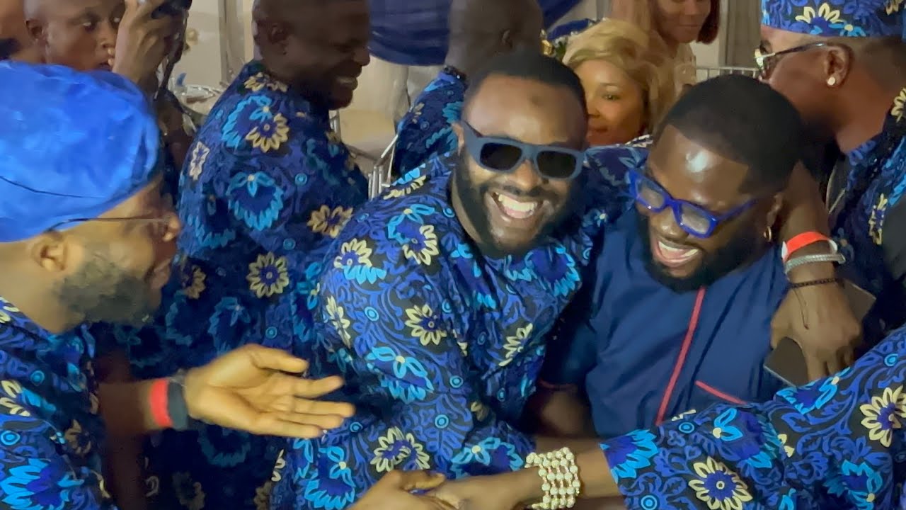 OGOGO, FEMI ADEBAYO, ITELE & OTHER ACTORS ARRIVAL IN ABEOKUTA FOR ODUNLADE DAD’s Burial