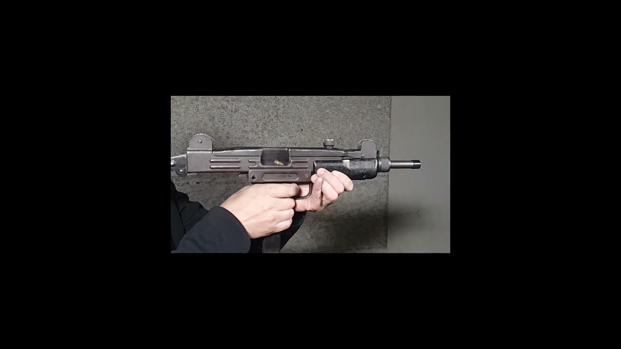 Uzi submachine gun and a bad case