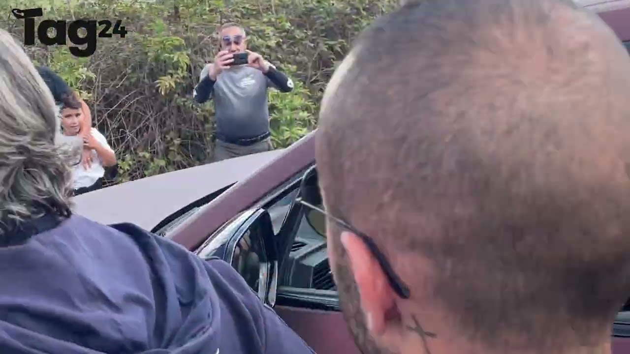 Esonero De Rossi, il tecnico lascia la Roma e Trigoria per l’ultima volta fermandosi con i tifosi