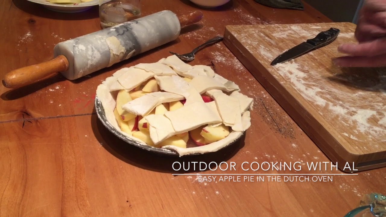 Easy Apple Pie in the Dutch Oven