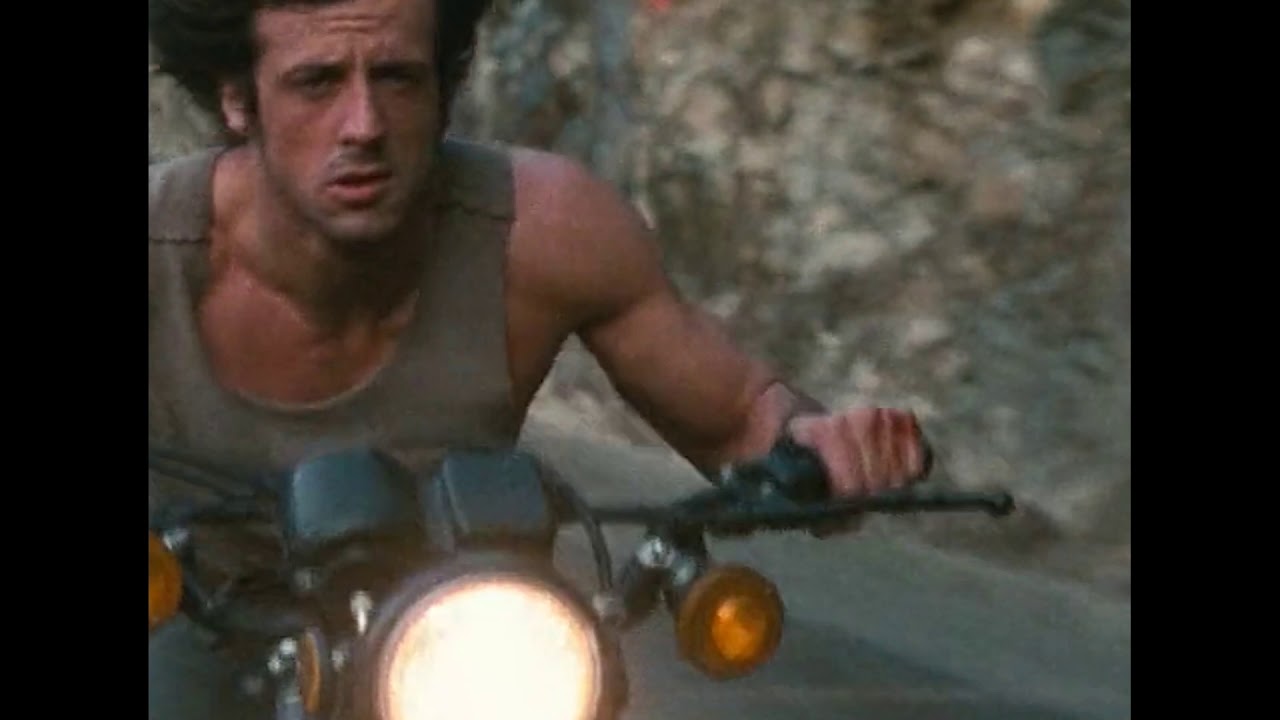 Rambo First Blood: Yamaha XT250 Chase Scene