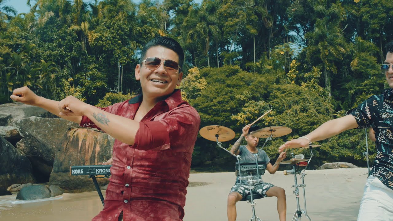 ♫ Malditos Celos - Carlos Alarcón y Los Genios 🔥 Cumbia / Video Oficial