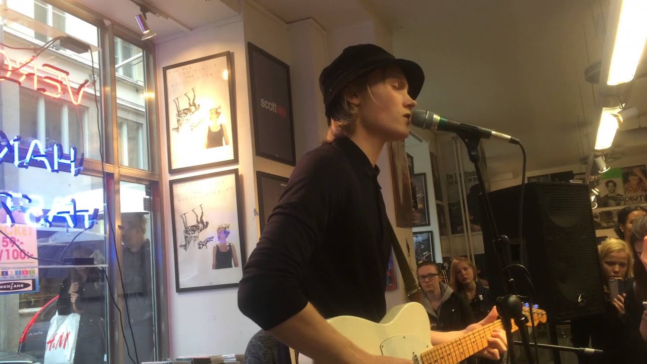 Ulrik Munther - Allt Jag Ville Säga @ Bengans Stockholm