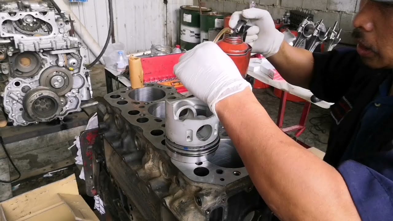 MITSUBISHI 4D34 PAANO MAGKABIT NG PISTON AT PISTON RING SETTING PRA ISWAS BLOWBY PART 3)