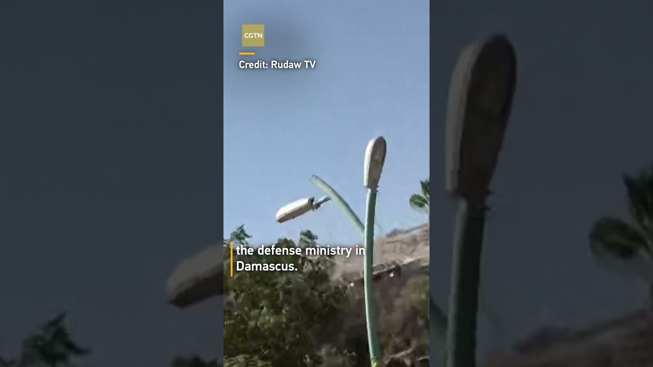 Reporter in Damascus reacts as Israeli strikes hit defense ministry
