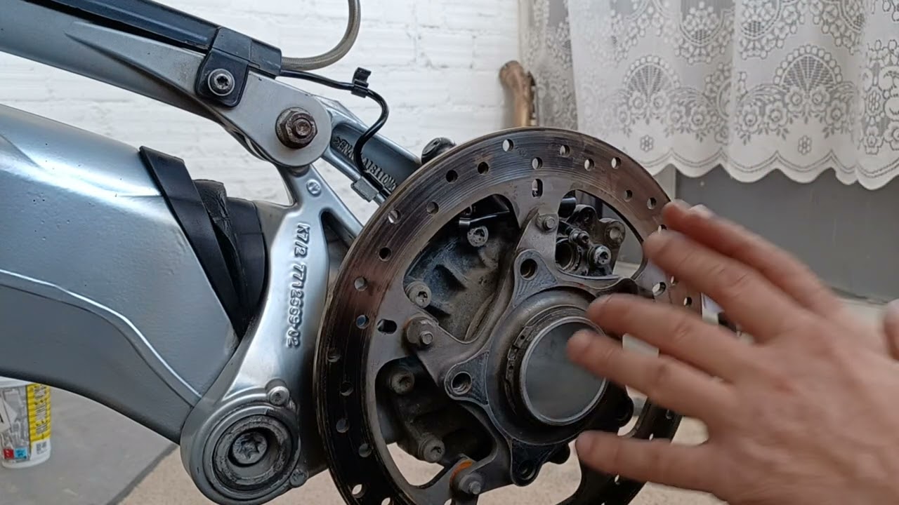 Αφαίρεση αισθητηρα ABS GS - 1200/2010