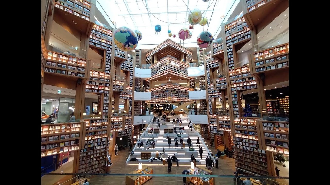 Day 2: Day trip at Suwon. #travel #suwon #starfield #starfieldlibrary #hwaseong #FlyingSuwon